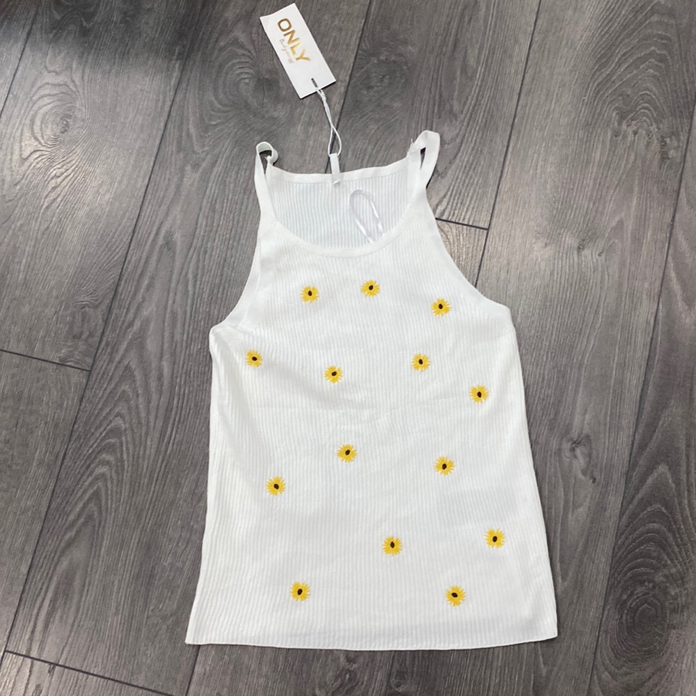 Cropped ONLY sunflower tank NWT